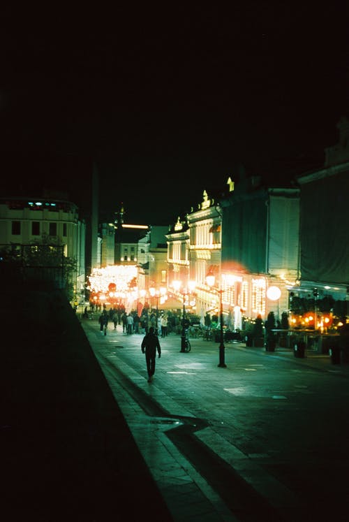 有关俄國, 垂直拍摄, 晚上的免费素材图片
