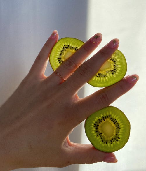 有关奇異果, 年輕, 打電話的免费素材图片