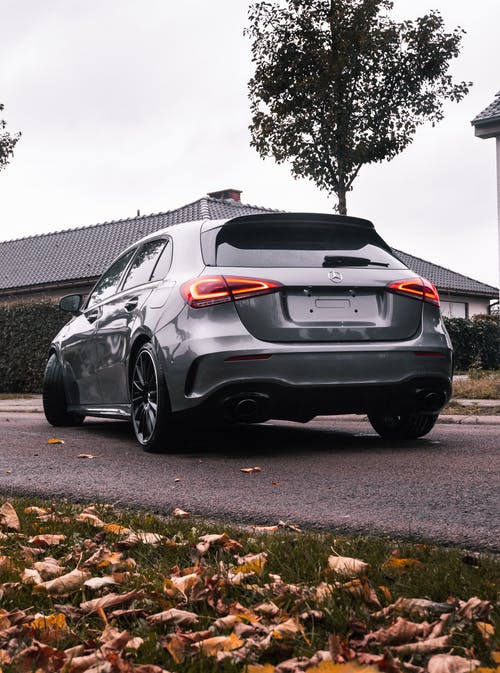 有关垂直拍摄, 尾燈, 車輛的免费素材图片