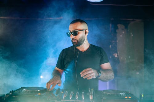 有关DJ, DJ混音器, 人的免费素材图片