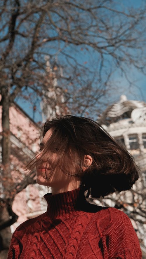 有关垂直拍摄, 多風, 年輕的免费素材图片