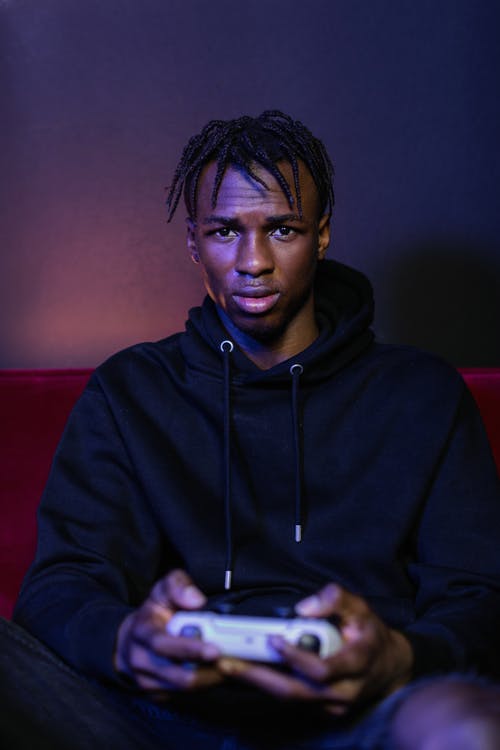 有关坐, 垂直的, 室內的免费素材图片