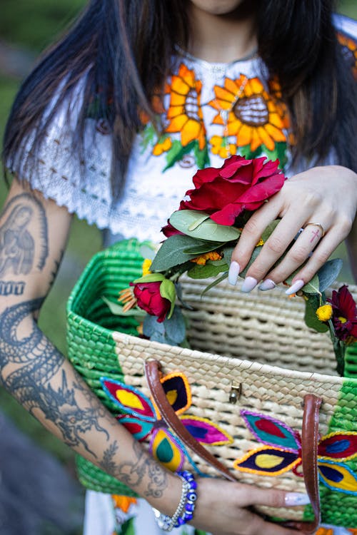 有关刺青的, 垂直拍摄, 女人的免费素材图片