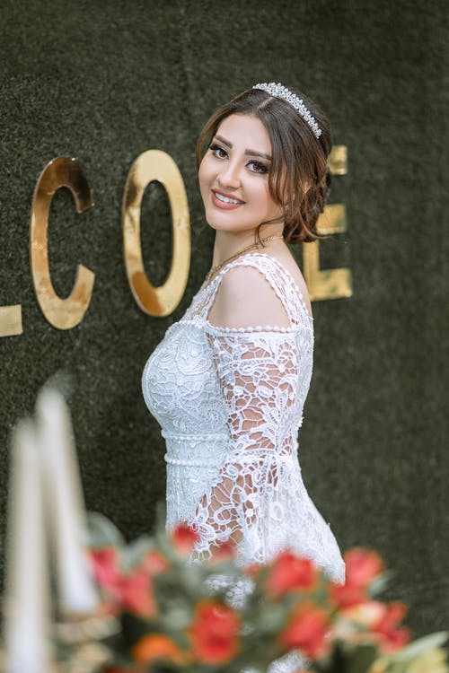 有关優雅, 女人, 微笑的免费素材图片