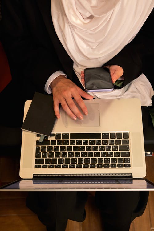 有关垂直拍摄, 女人, 工作的的免费素材图片