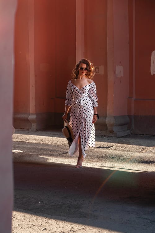 有关全景, 圓點連衣裙, 垂直拍摄的免费素材图片