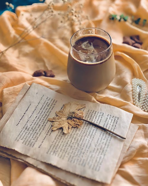 有关咖啡, 旧纸, 玻璃的免费素材图片