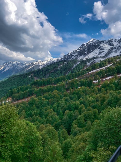 有关垂直拍摄, 山, 山丘的免费素材图片