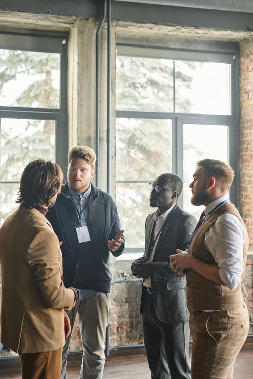 有关＃室内, 垂直拍摄, 多民族的免费素材图片