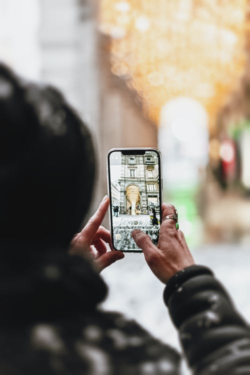 有关垂直拍摄, 手, 拍照的免费素材图片