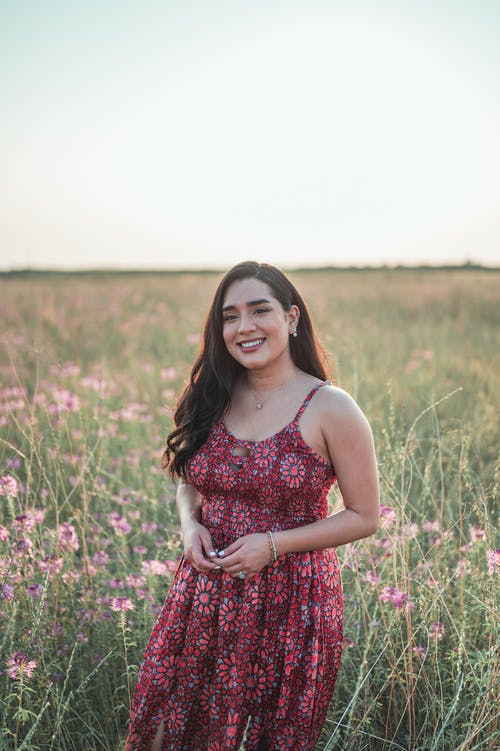 有关女人, 女士, 微笑的免费素材图片