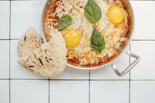 有关shakshuka, 乳酪, 传统食物的免费素材图片