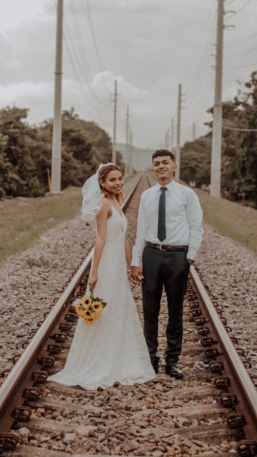 有关一對, 人, 垂直拍摄的免费素材图片