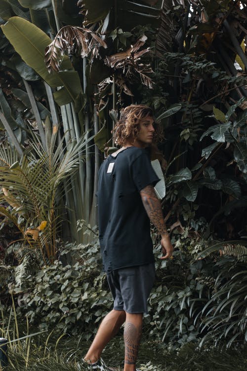 有关人, 垂直拍摄, 戶外的免费素材图片