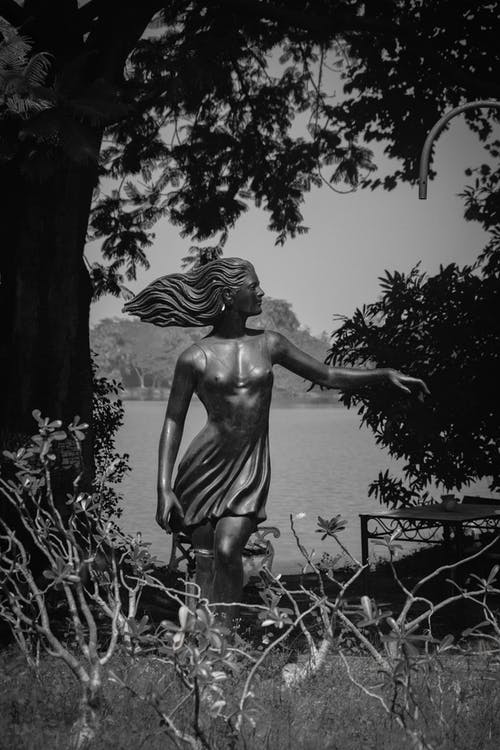 有关側面, 垂直拍摄, 女人的免费素材图片