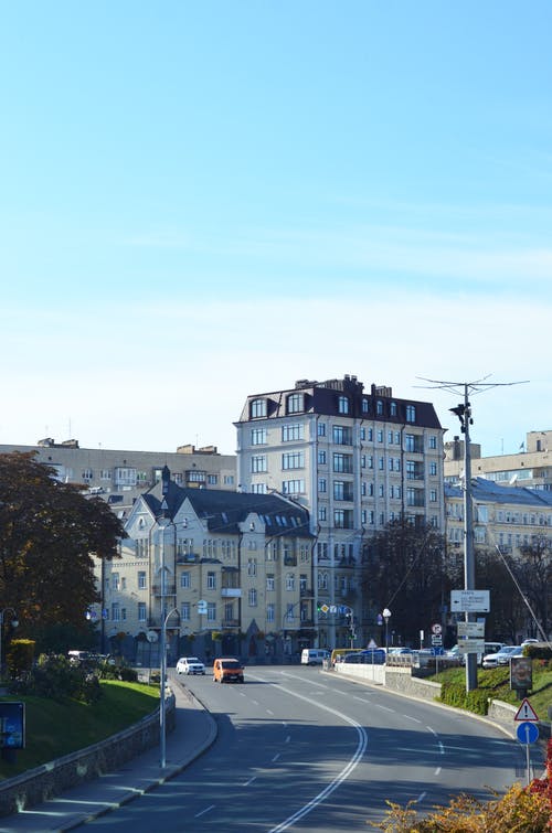 有关交通系統, 垂直拍摄, 天際線的免费素材图片