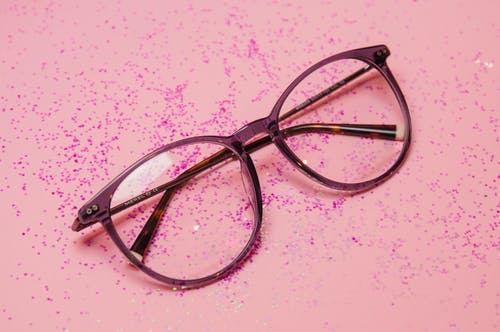 有关外框, 眼鏡, 粉红色的表面的免费素材图片
