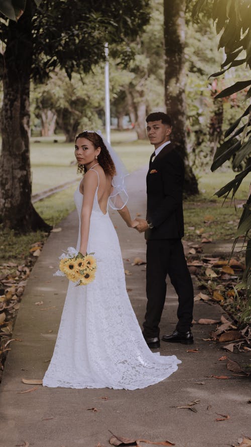 有关一對, 人, 人行道的免费素材图片