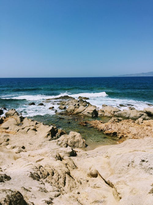 有关垂直拍摄, 天性, 岩層的免费素材图片