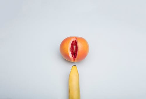 黄香蕉果和橙果 · 免费素材图片
