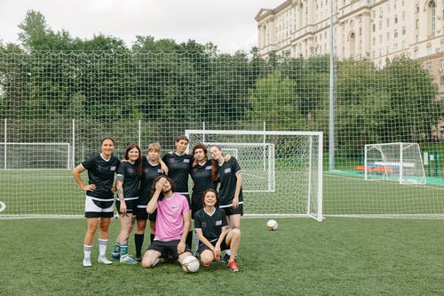 有关勝利, 團隊合作, 女子足球的免费素材图片