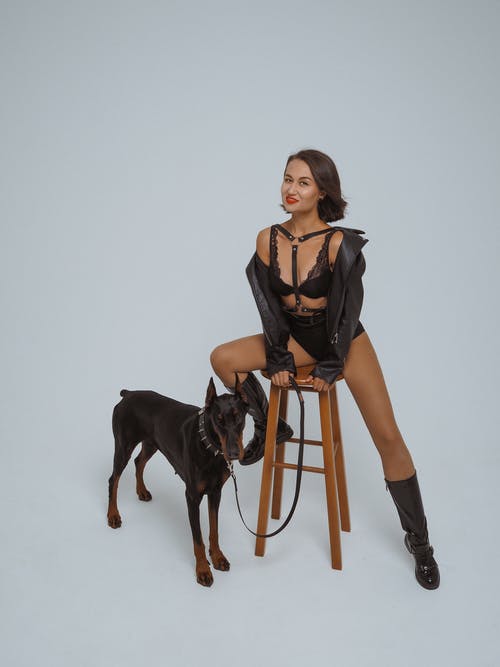 有关垂直拍摄, 女人, 女用貼身內衣褲的免费素材图片