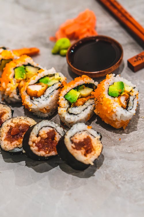 有关亞洲食品, 垂直拍摄, 壽司的免费素材图片