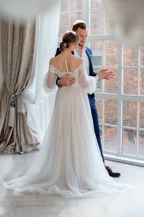 有关一對, 垂直拍摄, 女人的免费素材图片