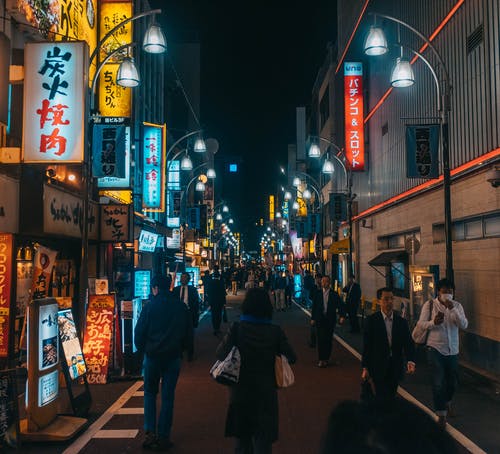 有关在晚上, 夜生活, 忙的免费素材图片