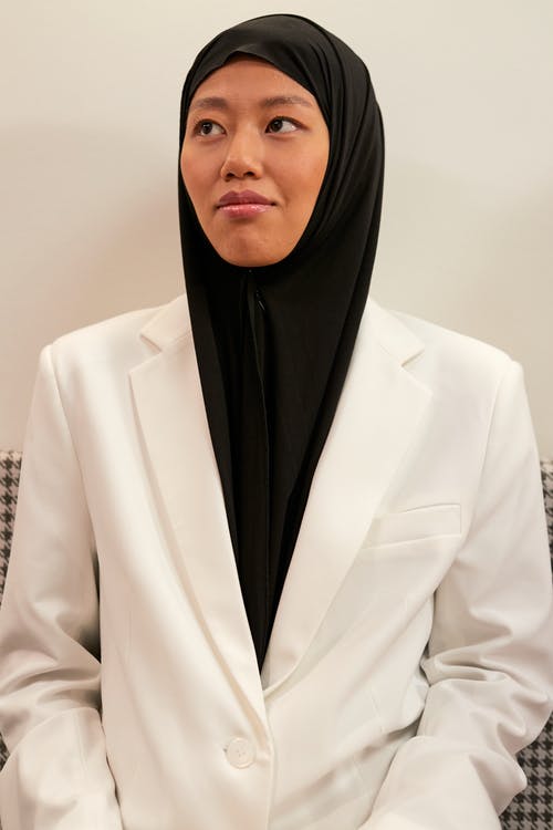 有关hijabi, 垂直拍摄, 现代办公的免费素材图片