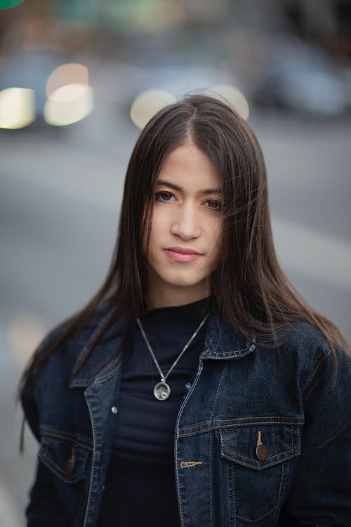 有关夾克, 奖章, 女人的免费素材图片