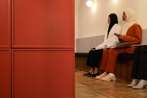 有关Copyspace, hijabi, 女性的免费素材图片