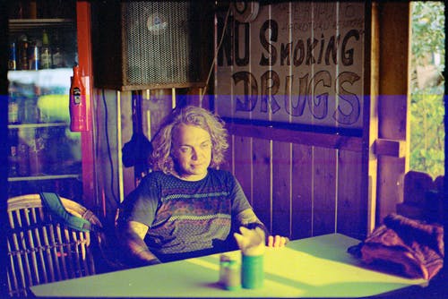 有关在桌子上, 復古, 成人的免费素材图片