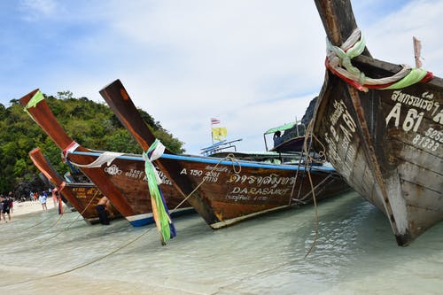 有关木船, 水上技能, 水运的免费素材图片