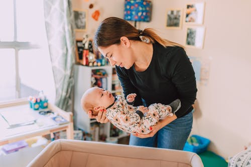 有关onesie, 一起, 女人的免费素材图片