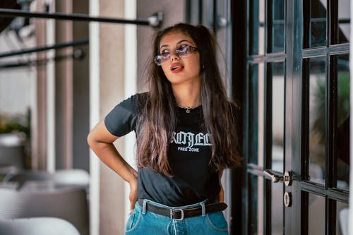 有关墨鏡, 女人, 時尚的免费素材图片