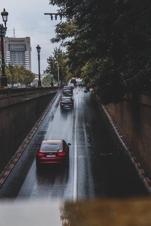 有关垂直拍摄, 汽車, 路的免费素材图片