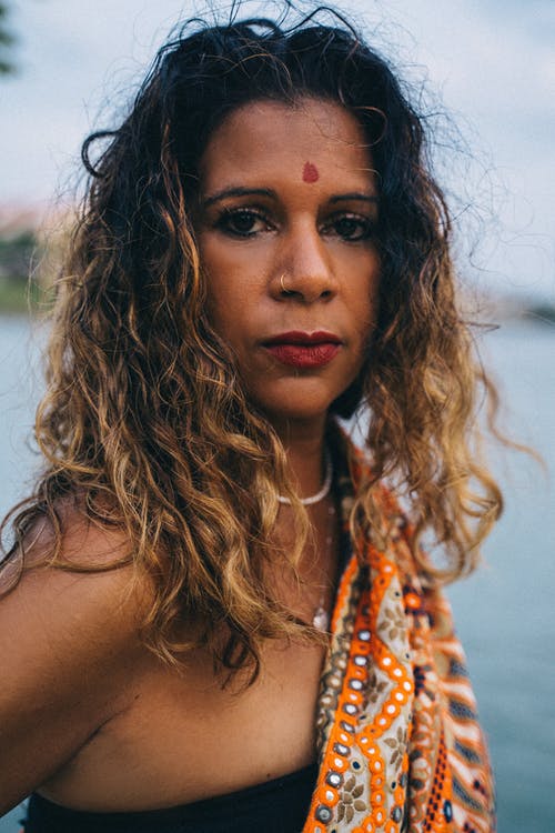 有关傳統服飾, 捲髮, 纱丽的免费素材图片