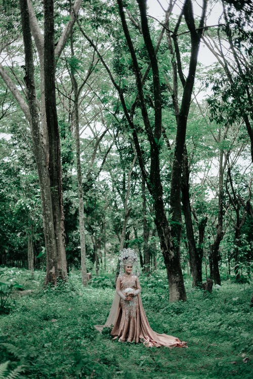 有关垂直拍摄, 女人, 時尚的免费素材图片