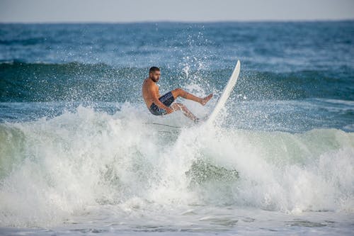 有关人, 水, 衝浪的免费素材图片