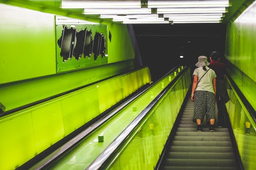 有关低角度拍攝, 後視圖, 機械的免费素材图片