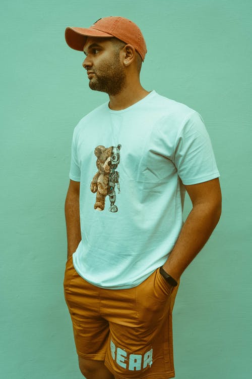 有关人, 垂直拍摄, 帽子的免费素材图片