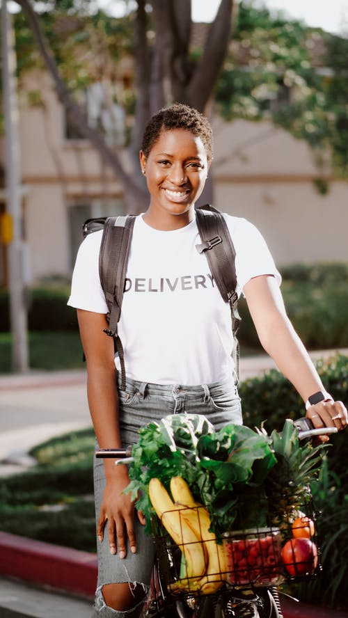 有关信使, 垂直拍摄, 女人的免费素材图片