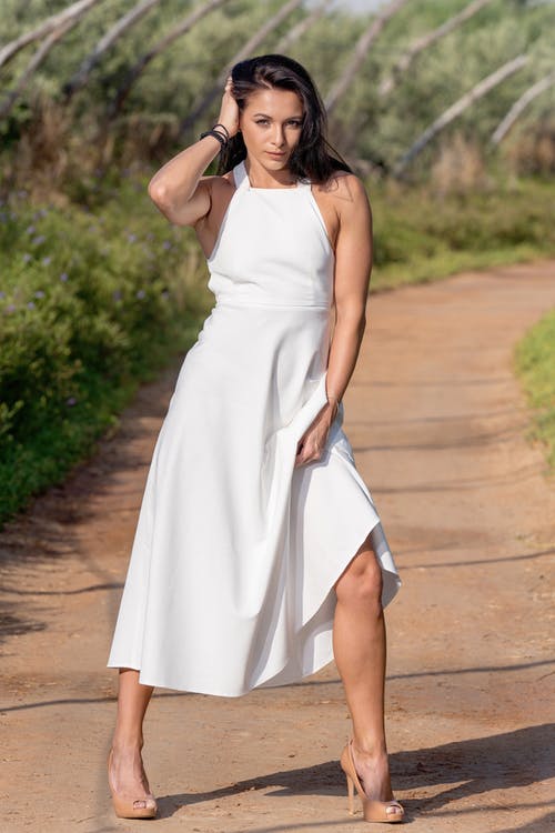 有关垂直拍摄, 女人, 時裝模特兒的免费素材图片