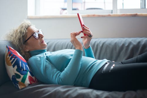 有关在家, 室內, 放下的免费素材图片