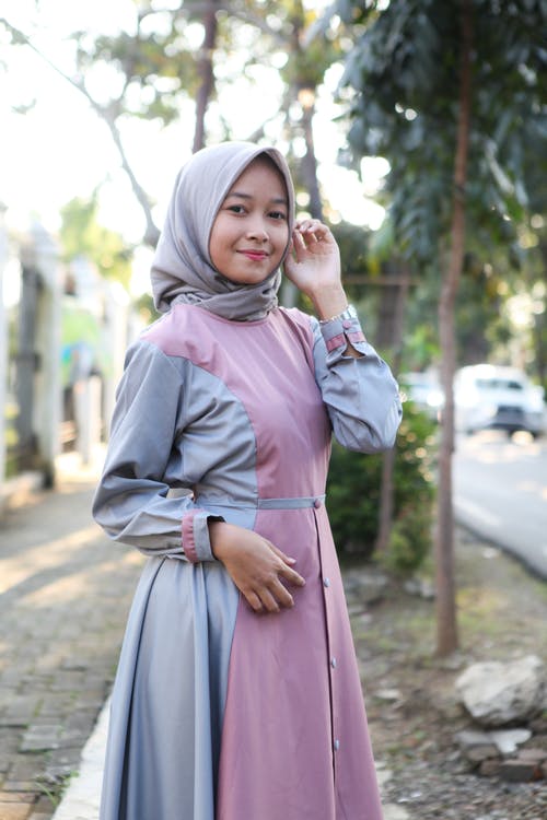 有关人行道, 垂直拍摄, 女人的免费素材图片