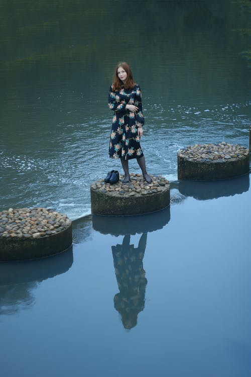 有关冷靜, 反射, 垂直拍摄的免费素材图片