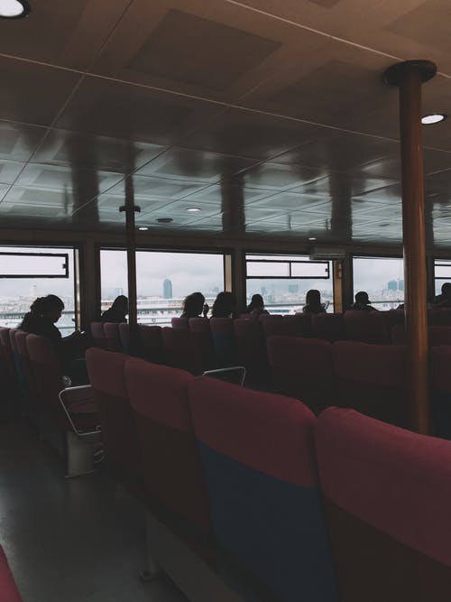 有关光, 坐, 垂直拍摄的免费素材图片