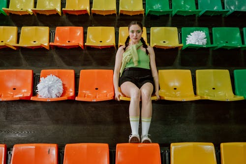 有关俯視圖, 坐, 女人的免费素材图片