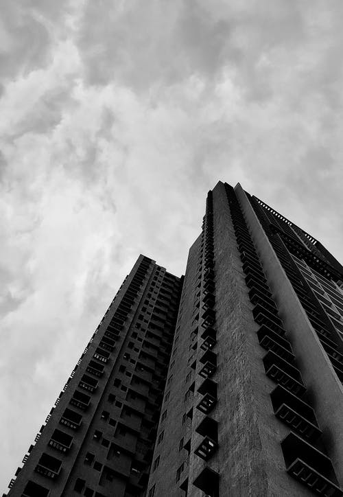 有关上升, 建築, 灰度摄影的免费素材图片